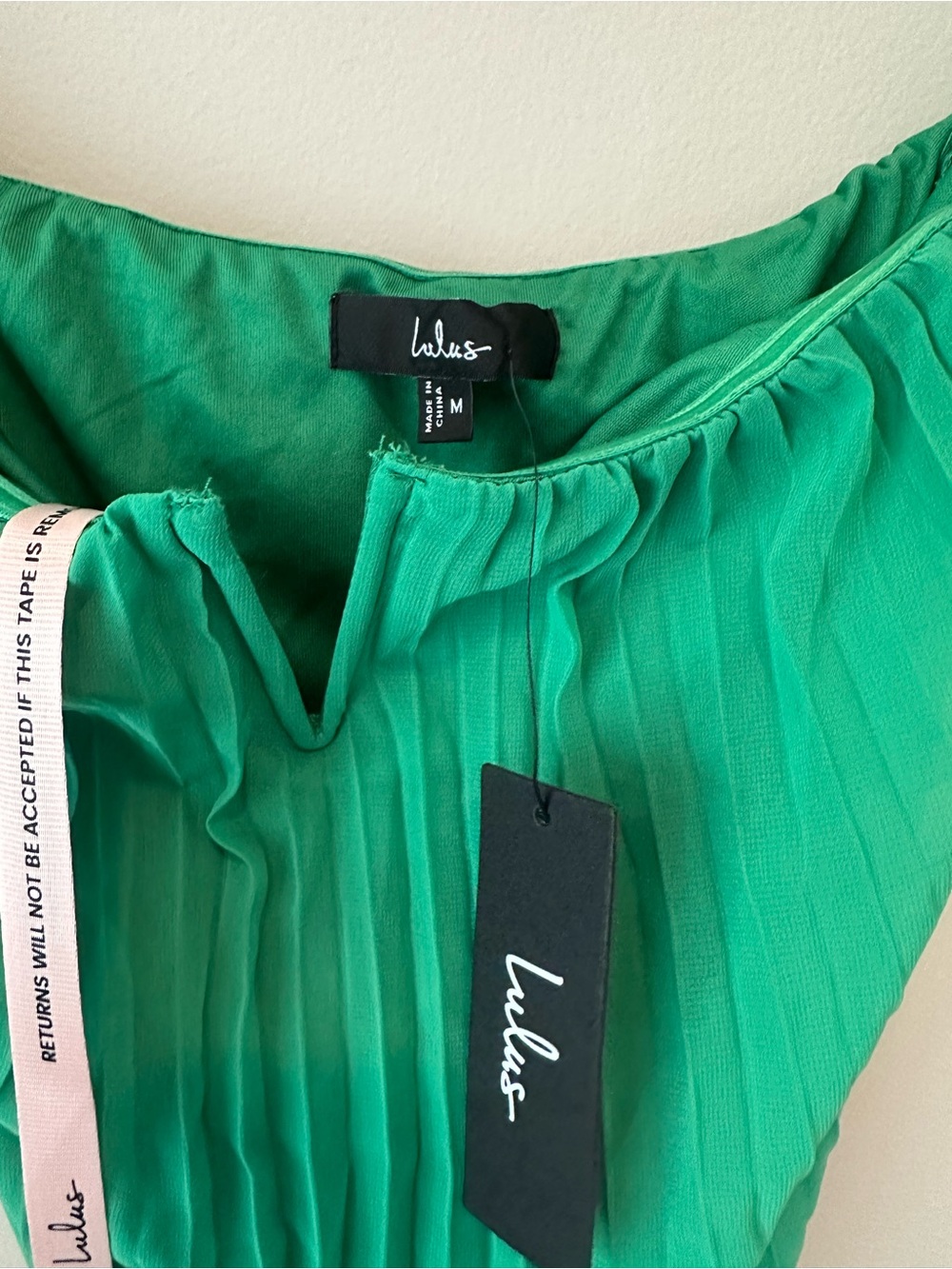 NWT! Lulus Lael Green Pleated Strapless Dress and Scarf Set. Medium. All defect - Picture 6 of 7